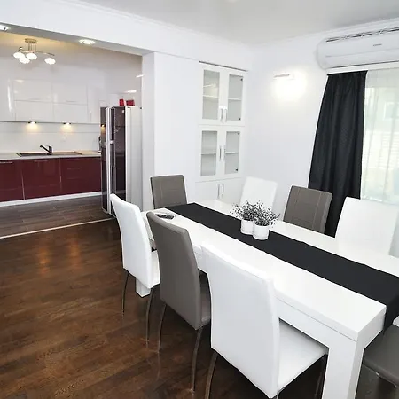 Apartment Parchevich *